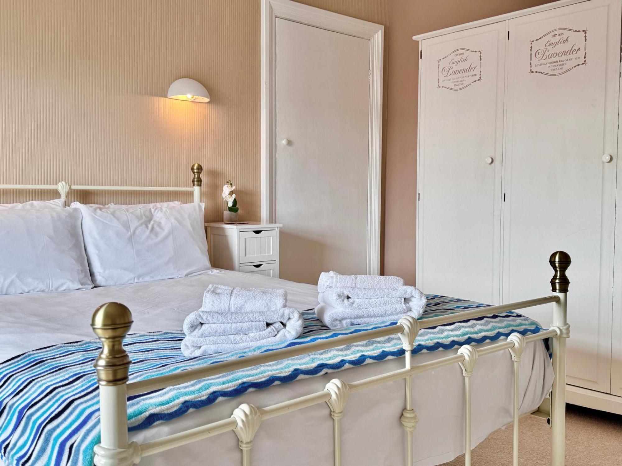 Apartment Victoria With Free Parking Scarborough Zewnętrze zdjęcie
